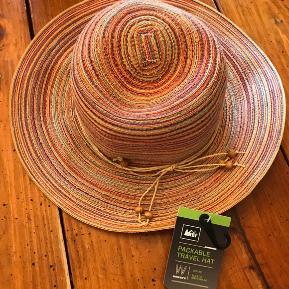 rei packable travel hat